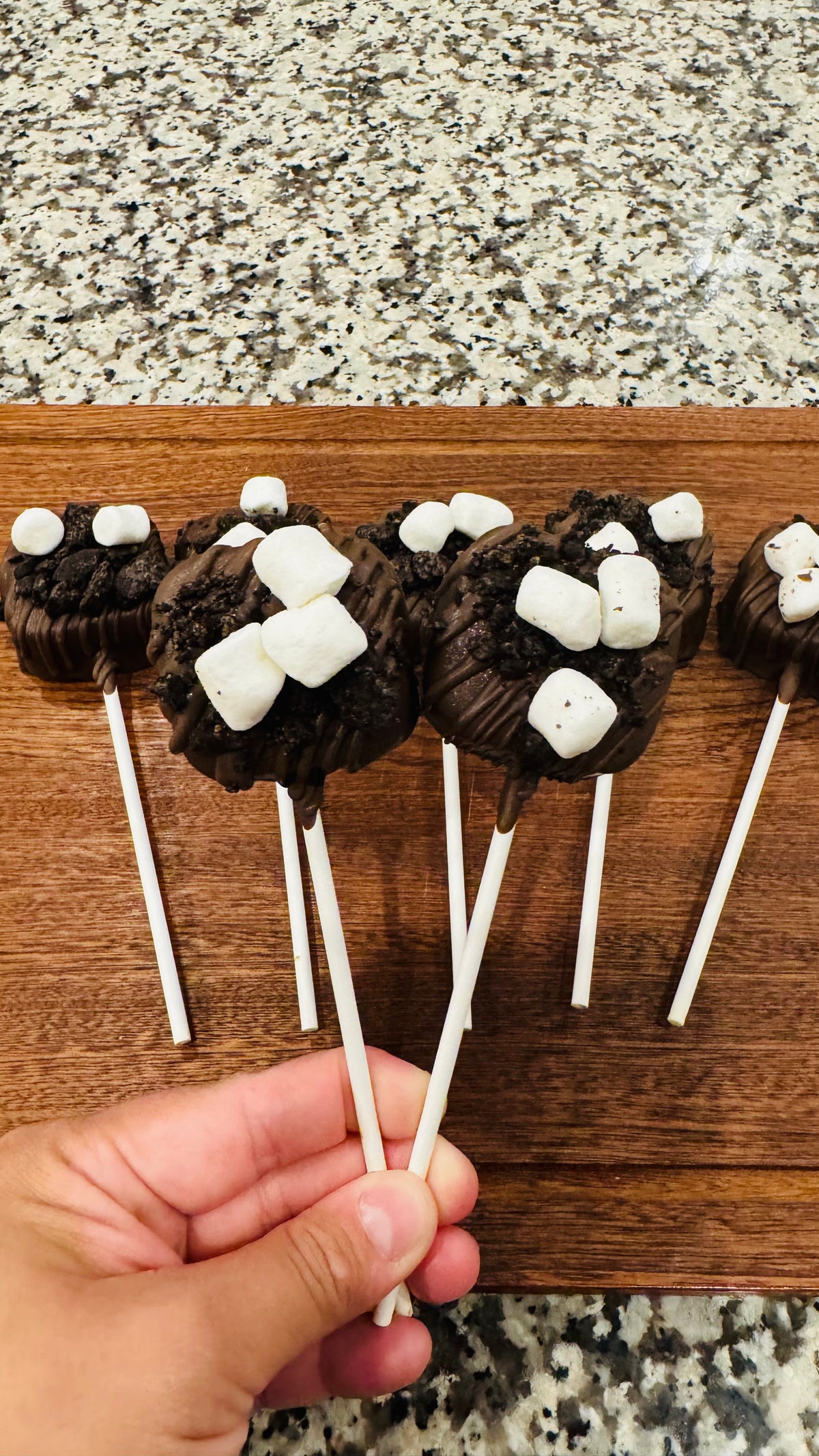 Cookies and cream cake pops
